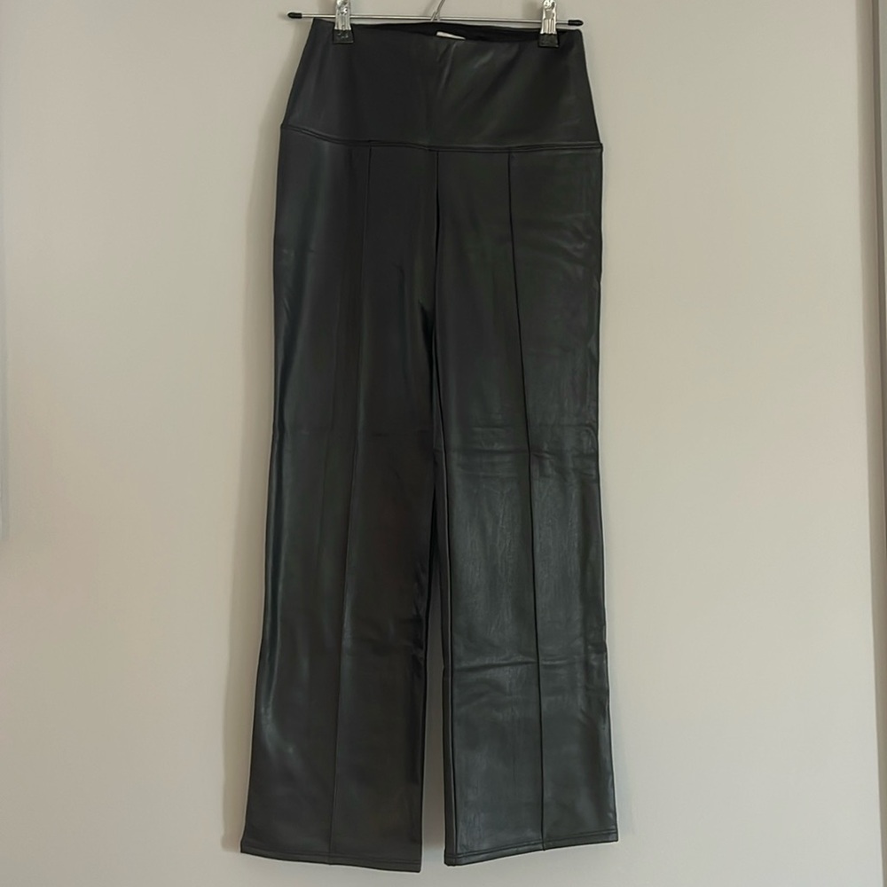 NEW Joie Tummy Control Faux Leather Kick Flare Front Seam Pants Small High Rise